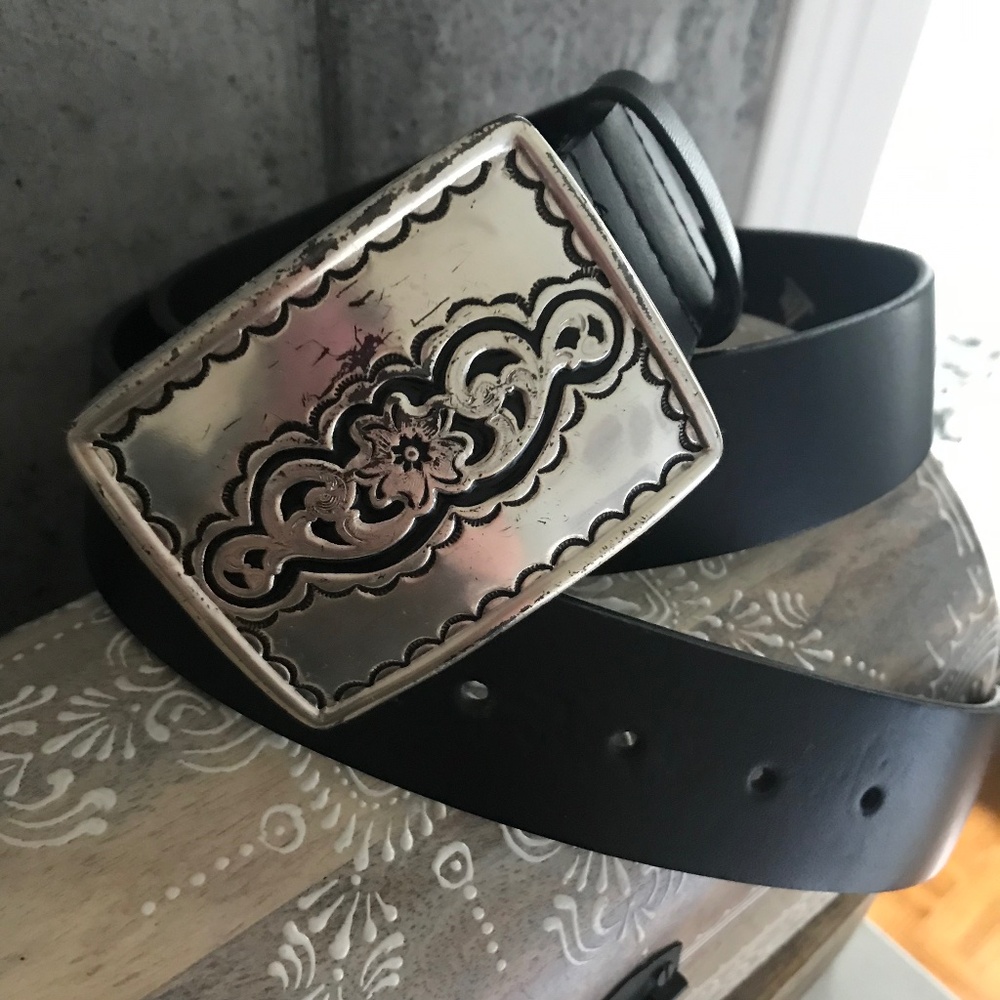 Silpada PRISTINE leather belt L